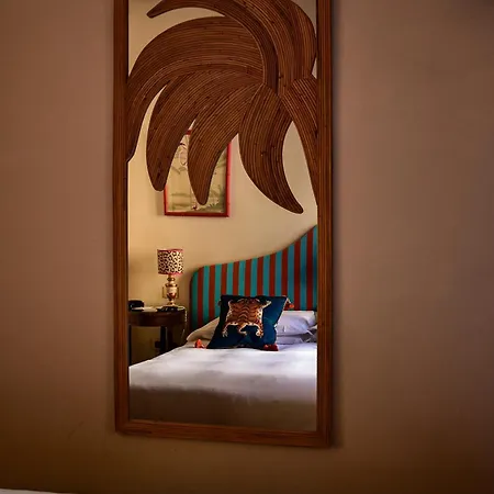 Hermitage Hotel 3*