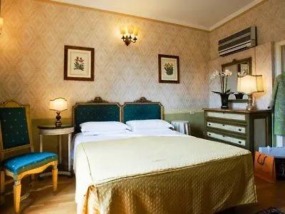 Hermitage Hotel 3*